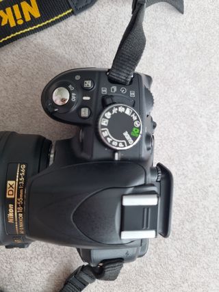 Camara de fotos Nikon D3100