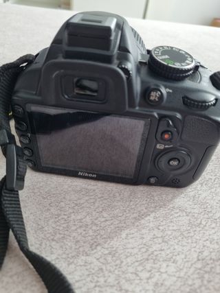 Camara de fotos Nikon D3100