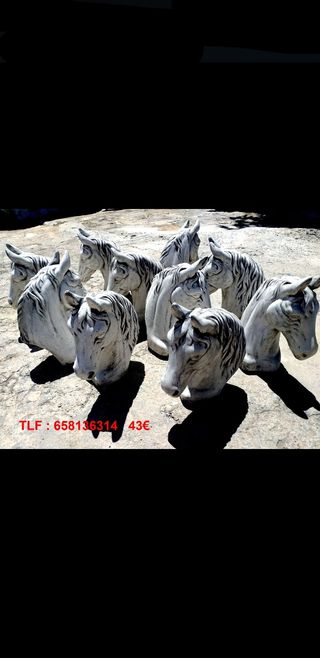 Bonitas cabezas de caballo decorar exteriores