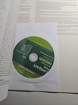Compact First Student's Book with Answers with CD-ROM