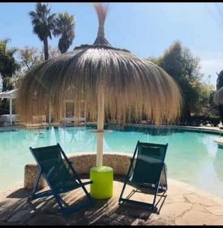 Sombrillas de carri verzo mimbre