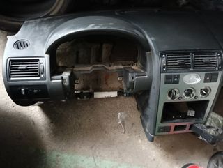 Salpicadero dé Ford Mondeo 2002