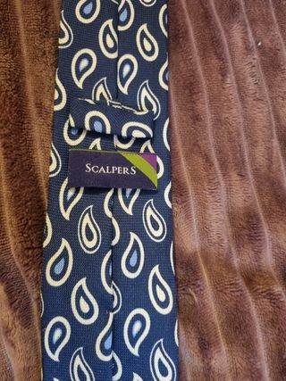 Corbata Scalpers