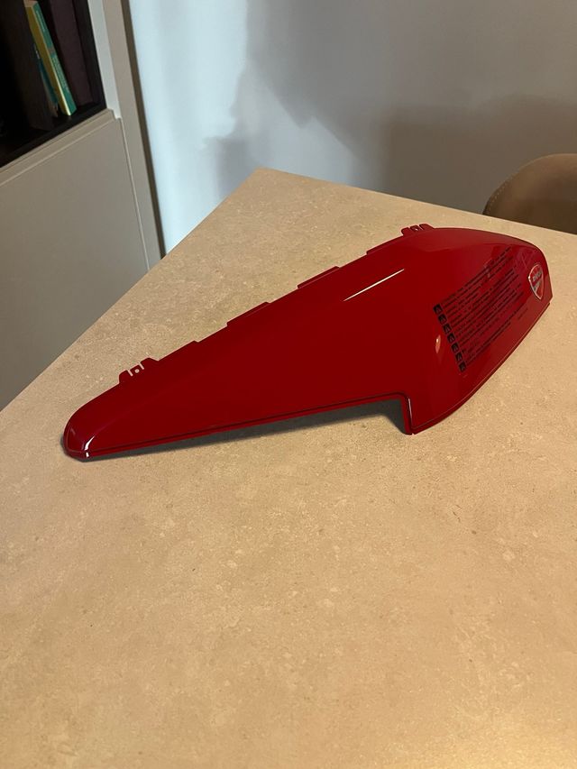 Tapa maleta ducati multistrada