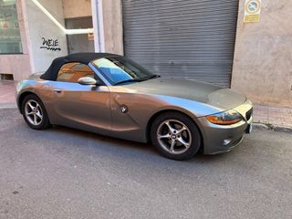 BMW Z4 2004