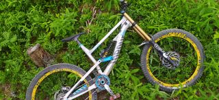 Bici Descenso Downhill Canyon DHX