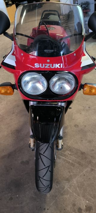 Suzuki gsxr750r