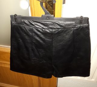 Pantalones cortos efecto cuero S M