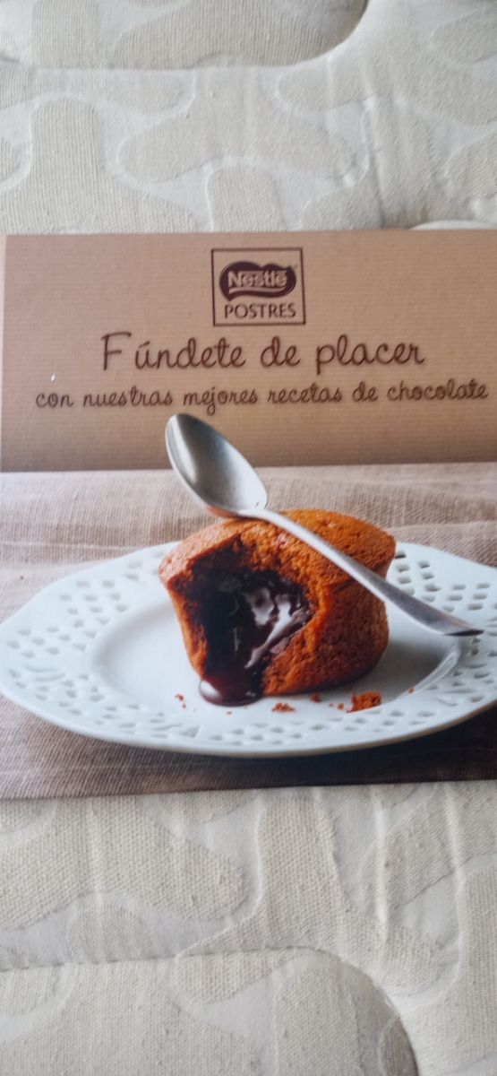 Nestlé postres. Fúndete de placer