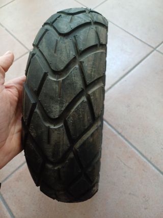 Pneumatico 110 70 11