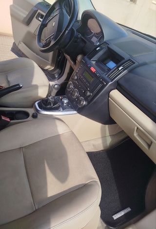 Land Rover Freelander 2