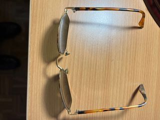 SE VENDEN GAFAS DE SOL RAYBAN