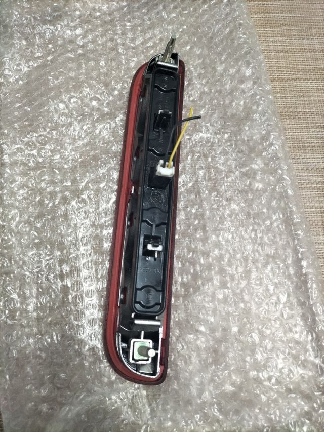 Tercera luz de freno jumper 2015