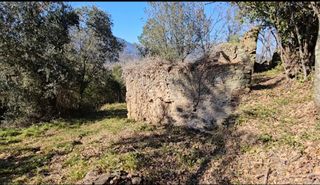 Masia en ruinas lista para reconstruir.