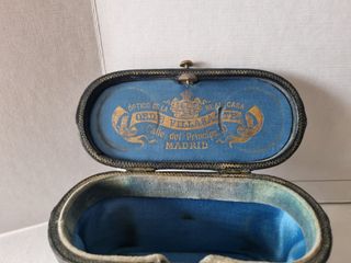 Binoculares. Villasante. Casa Real