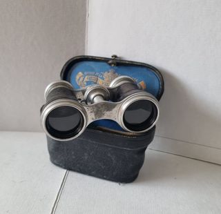 Binoculares. Villasante. Casa Real