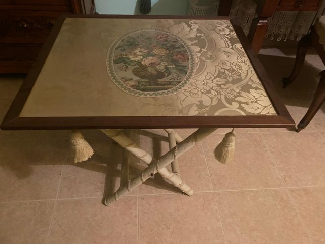 Tavolino pieghevole con vassoio