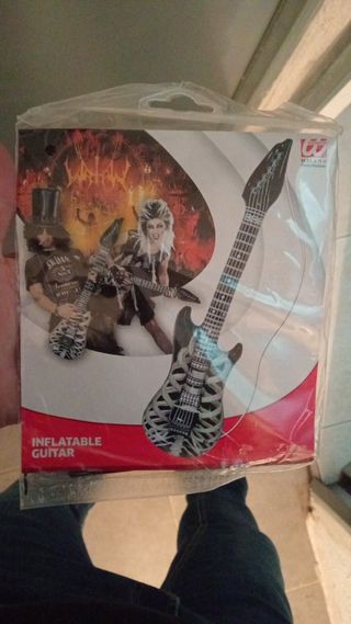 Guitarra hinchable