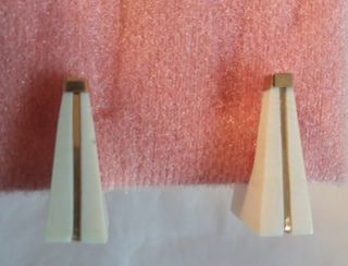 Pendientes Oro 18 Klts y Marfil,