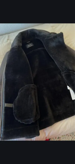 ABRIGO PELLIZA STRADIVARIUS