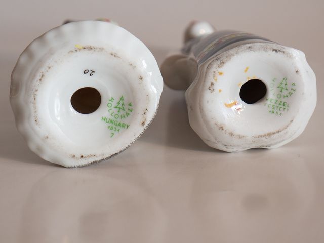 Figura femenina de porcelana húngara HOLLOHAZA