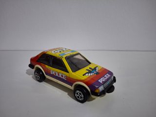 FORD ESCORT JUGUETE OBERTOYS