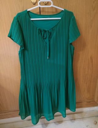 Vestido esmeralda plisado