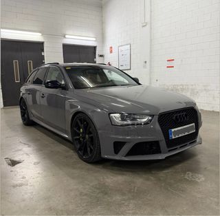 Audi RS4 2014