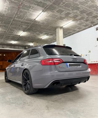 Audi RS4 2014