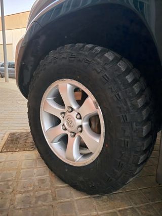 Toyota Land Cruiser 2004