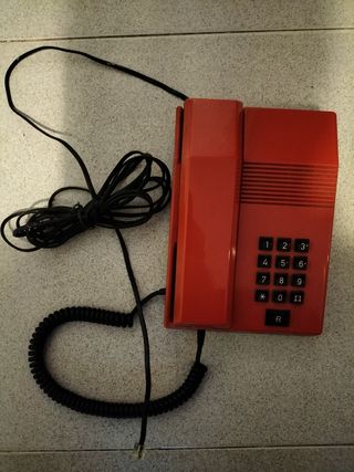 Teléfono Alcatel vintage color rojo