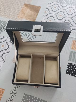 Joyero de relojes