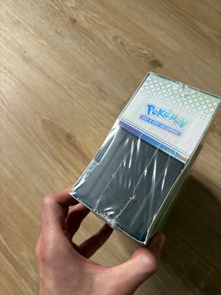 1x Etb Pokémon evoluzioni prismatiche ITA sealed