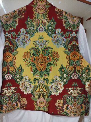 Chaleco fallero ocre-rojo