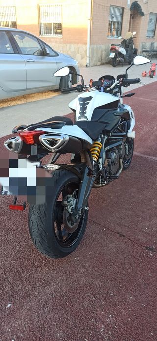 Benelli BN 600R