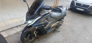 Kymco ak 550