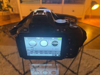 Cámara réflex digital Nikon D5500 con 2 objetivos