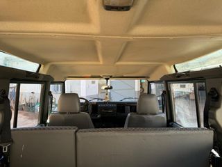 Land Rover Defender 2002