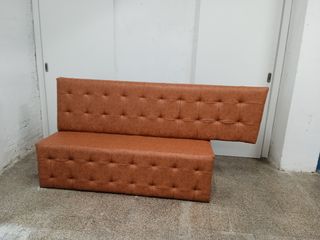 Produciamo e rivestiamo panche 