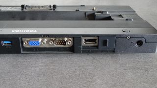 Toshiba Docking Station PA3916E-1PRP