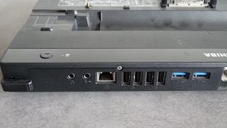 Toshiba Docking Station PA3916E-1PRP