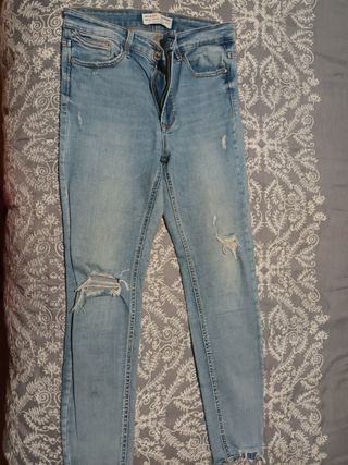 Pantalón Stradivarius