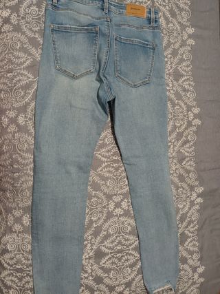 Pantalón Stradivarius