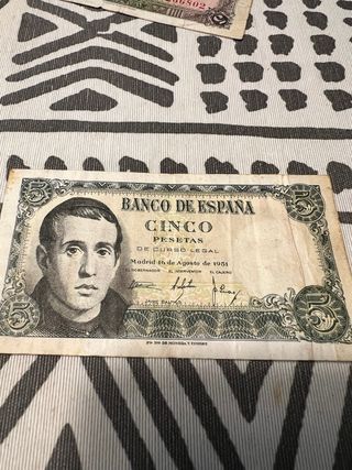 Billetes de cien pesetas