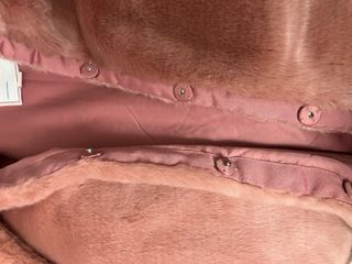 Abrigo niña pelo rosa