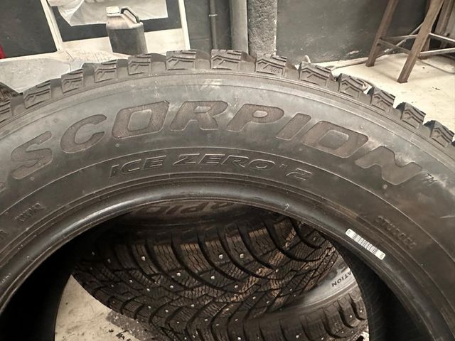 Neumáticos sport ice zero