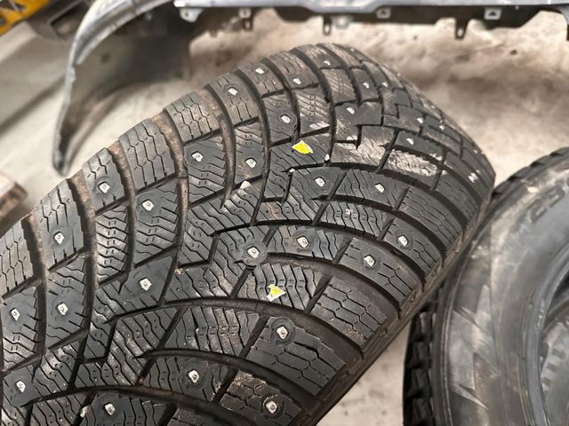 Neumáticos sport ice zero