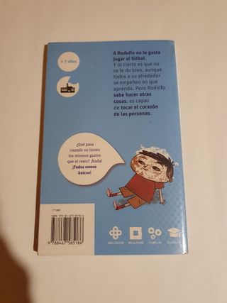 El niño que no sabía jugar al fútbol (Spanish Edition)