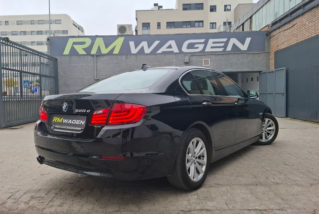 BMW Serie 5 - 520d AUTOMATICO - POCOS KM