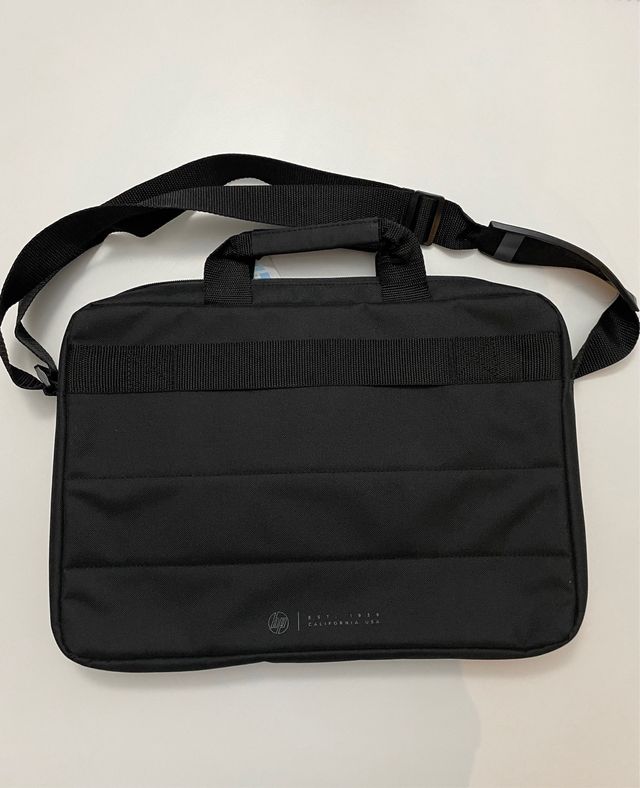 HP bolsa para portatil 15.6 nueva con etiqueta